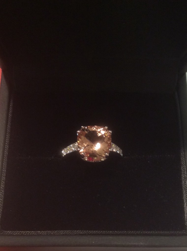 063BDB12-9808-49EA-BACD-455FFFF897CC